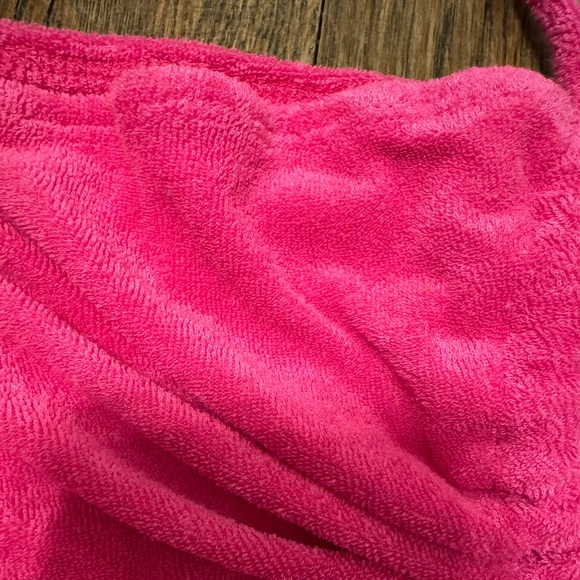 super cute barbie pink tube top that ties at the neck!🩷 - Picture 3 of 3